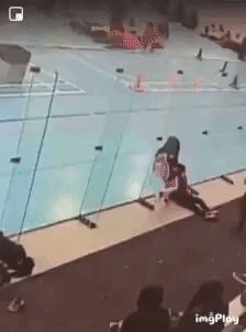 81e71fc61e7aca31f42da8be01cb3525_1757409037_6331.gif