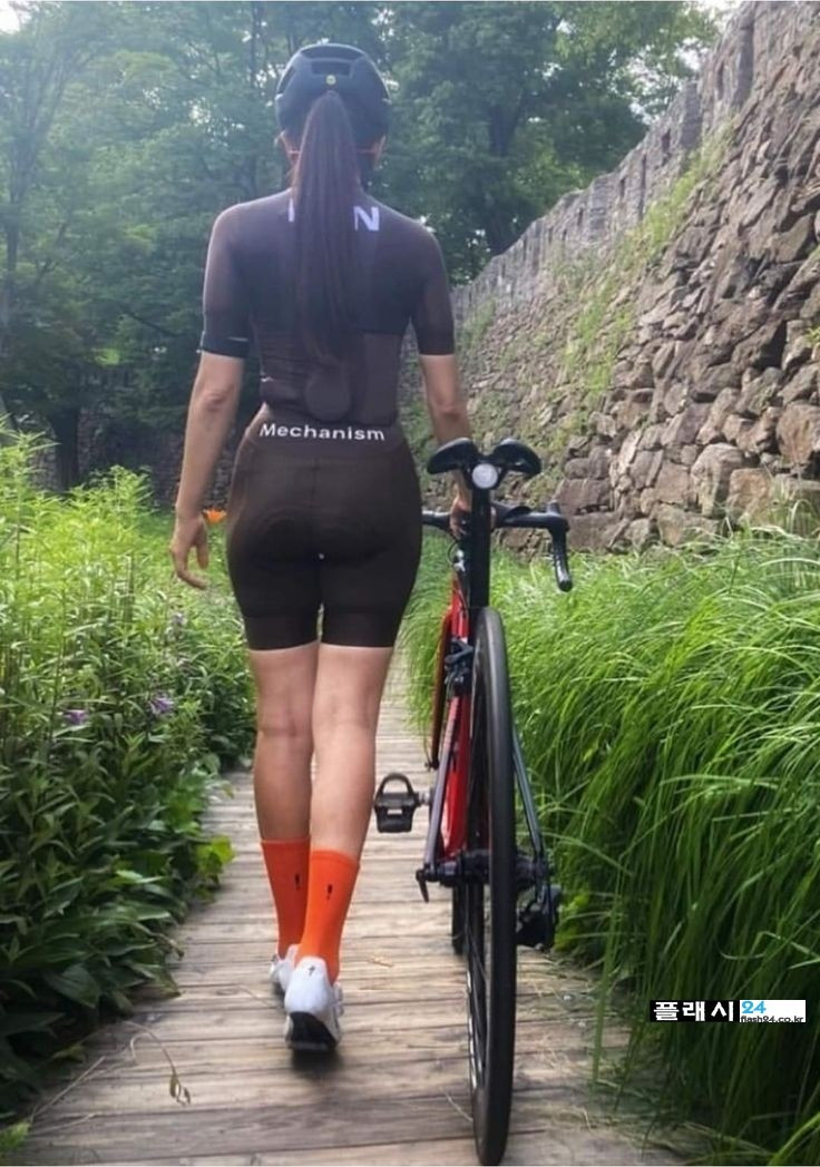 b7ad1aef49d4ec966059937b38a5613e_1757412555_7755.jpeg