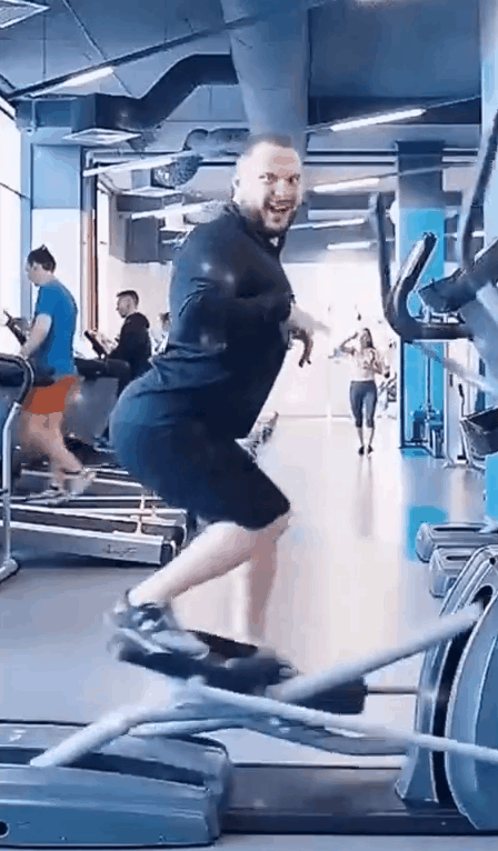 6d149053aaf4f06816cf18dd392c6dda_1759920295_5726.gif